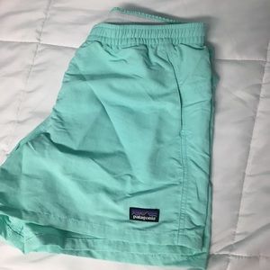 women’s Patagonia baggies